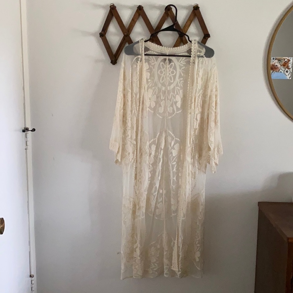 Lace kimono